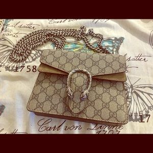 Almost new Gucci mini bag